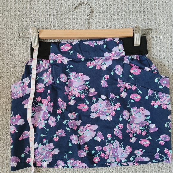 Floral mini Skirt - Picture 8 of 12